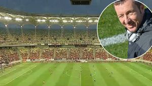 Partida cu Plzen se apropie, dar el are "meciul" lui cu marea rivală. MM is "feeling amused". Ironia lui Mihai Stoica din minutul 1 al partidei Dinamo - Botoșani