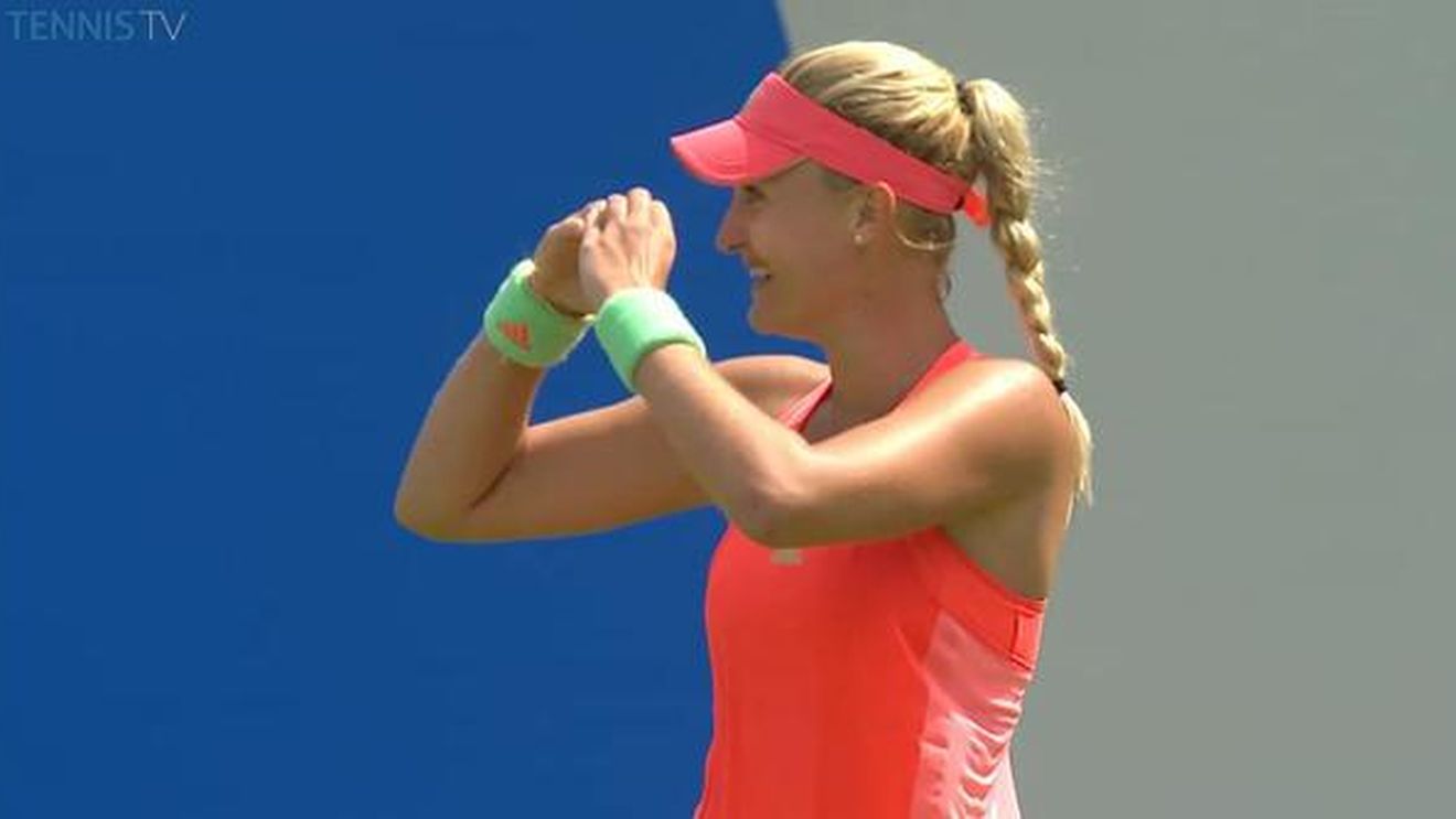 Prima reacție a lui Mladenovic, după victoria cu Halep: "Sunt extrem de fericită, e fantastic cum am reușit să câștig". Decizia tactică dificilă dinaintea meciului