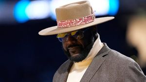 Milionarul a vorbit despre cele 4 femei care ar locui în conacul său. E bănuit că are o viață amoroasă poligamă după divorț