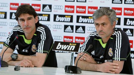 Mourinho se bagă sub pat de rușine când pierde!** :) Dovada care le dă apă la moară celor care strigă "e un LAȘ"