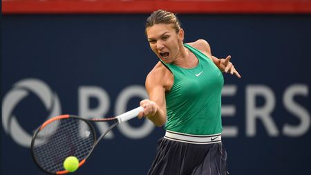 Victorie pentru Halep în fața Anastasiei Pavlyuchenkova! Simona a câștigat după 3 ore de joc în fața unei adversare care nu a ținut cont că are în față numărul 1 mondial