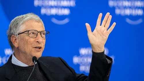 O româncă l-a cucerit pe Bill Gates! Miliardarul nu s-a mai putut abține: „L-au văzut ei”