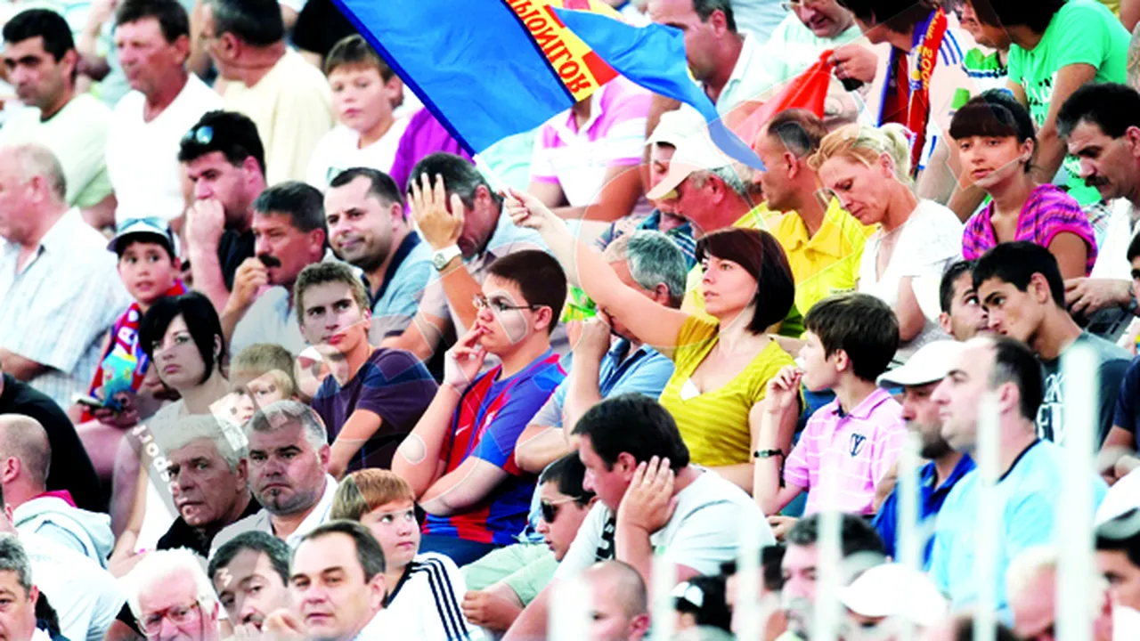 Acasă și nu prea!** Stadionul a fost plin, dar Stelei i-a lipsit nebunia fanilor de pe Ghencea!