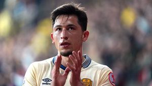 Olimpiu Moruțan are Turcia la picioare, după o pasă de gol extraterestră: „E ca Hagi”. VIDEO