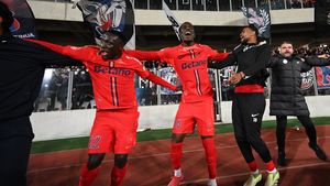 Gigi Becali a decis. Atacantul francez a semnat cu FCSB până în 2026: „A dat gol cu Dinamo”