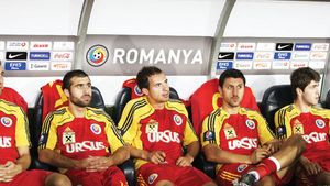 Pițurcă a mai primit o veste proastă**. Mutu și Marica încă sunt incerți, dar grijile vin din Turcia. Cu cine atacăm Ungaria?