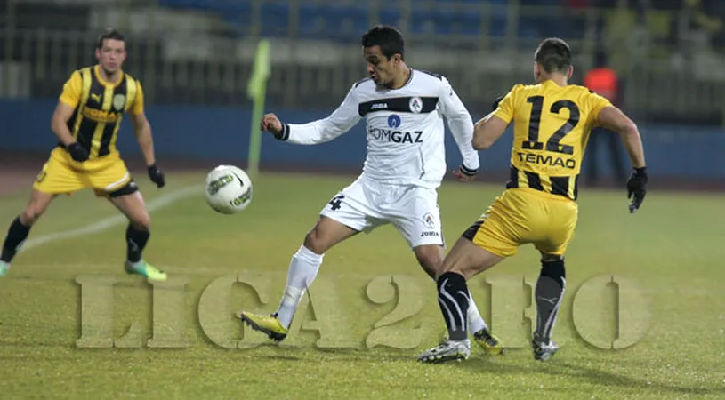 FC Brașov l-a luat pe Răzvan Avram din curtea lui Laszlo Balint.** Alți doi jucători ai unei echipe din Liga 1 sunt doriți sub Tâmpa