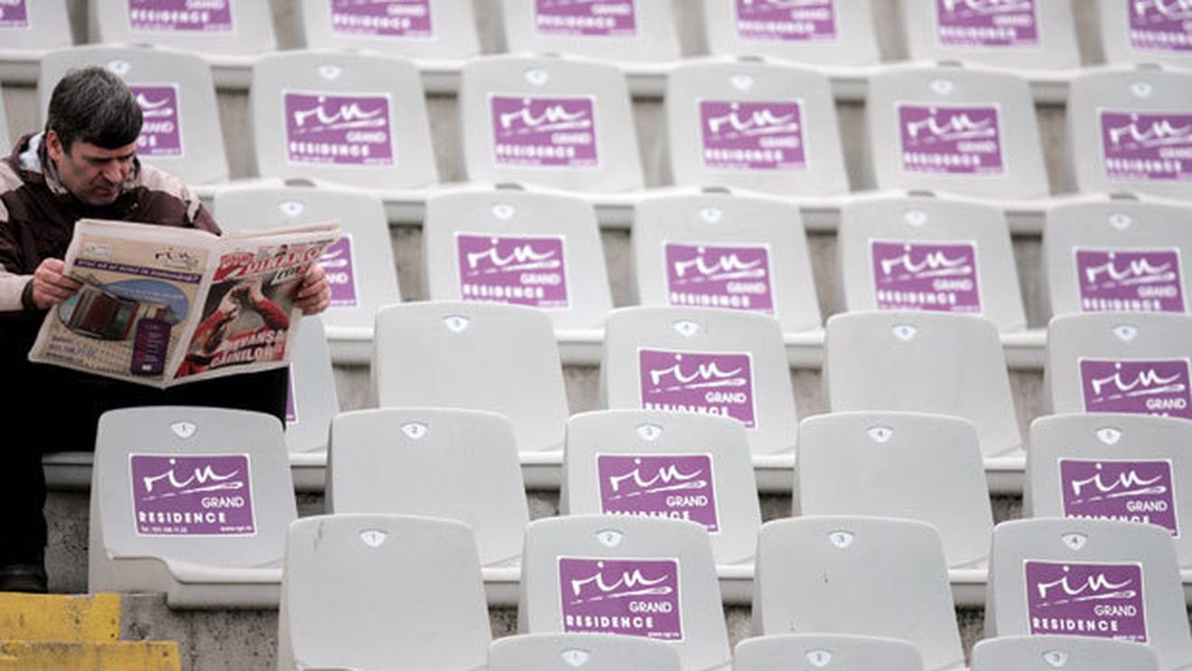 Caterincă maximă la Dinamo - Urziceni!** "Am legat o victorie consecutivă / Folosim modulul Apollo 13?" :))