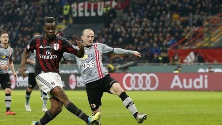 Liverpool l-a "aruncat", Milan nu-l mai vrea și a ratat și EURO. Clubul mare dispus să-i relanseze cariera lui Mario Balotelli