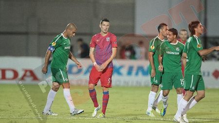 FIERBE vestiarul Stelei! Un jucător și-a ieșit din minți după UMILINȚA cu Maccabi și a sărit la M. Costea:** "Bă, vezi că nu joci de unul singur!"