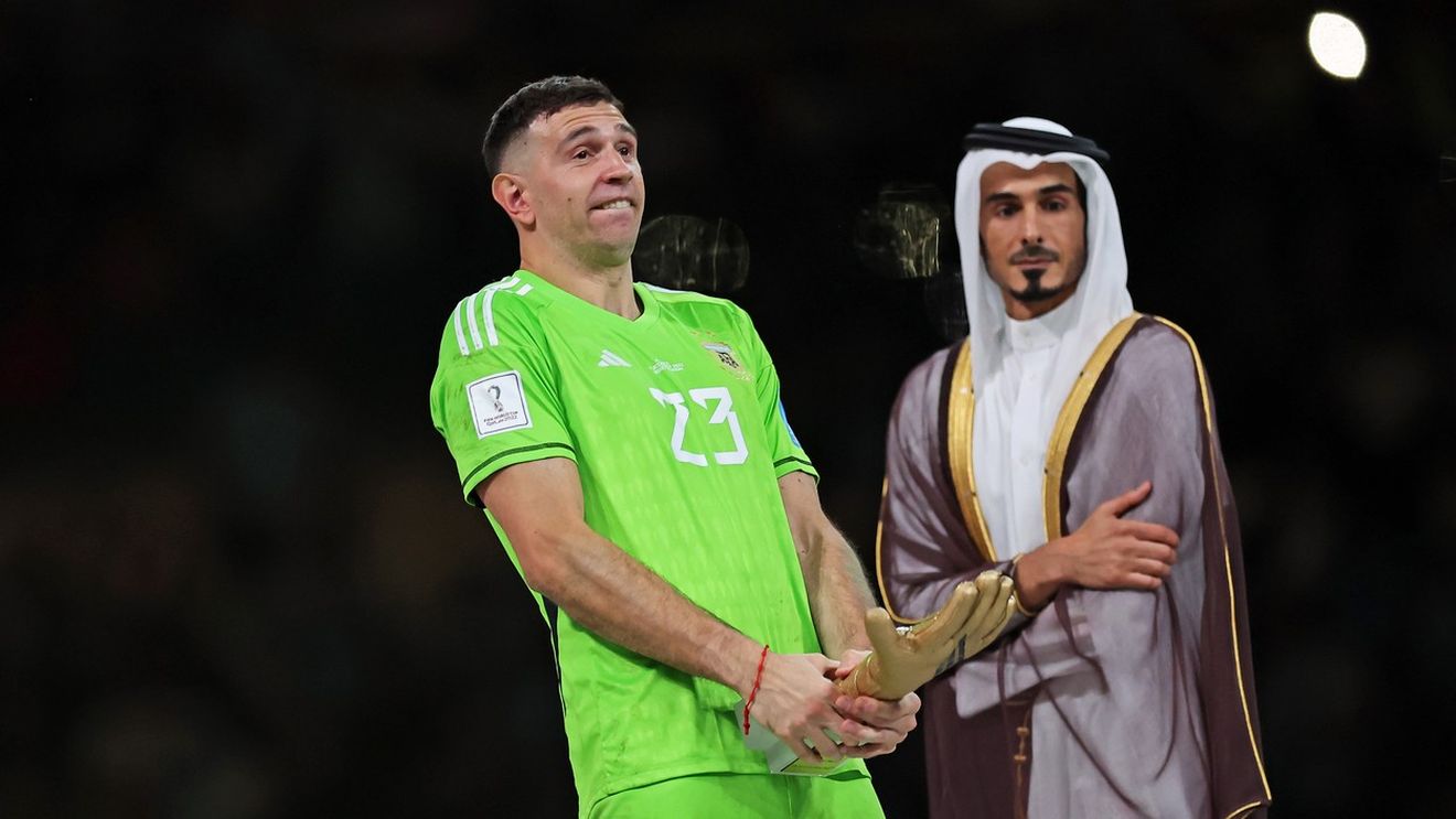 Argentinianul Emiliano Martinez, făcut praf după reacția obscenă de la finala Campionatului Mondial. „Rușinos! E un gest golănesc!”