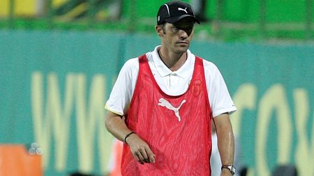 Isăilă: "Mă simt tâlhărit! Ni s-a refuzat un penalty, s-a arbitrat cu tentă"