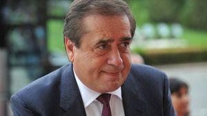 BOMBĂ‚!** Niculae ar vrea să cumpere Rapidul! "Vreau să știu cât plătesc!" De ce se teme de o țeapă de la Copos: "E o problemă când ceri doar un euro"