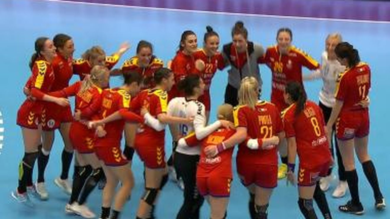 Cum au petrecut Cristina Neagu și colegele ei, după victoria cu Ungaria! Fiesta în stradă cu fanii români. VIDEO SENZAȚIONAL