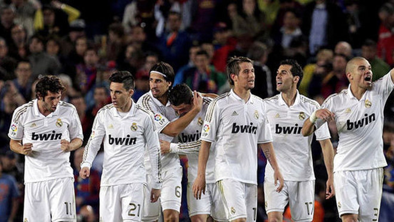 "Diavolii" și-au găsit o nouă țintă!** Jucătorul care e mai bun decât Kaka, dar de care Mourinho vrea să scape