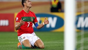Ronaldo, ales de trei ori jucătorul meciului!** "Am jucat cu Brazilia, nu cu Estrella Amadora"