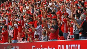 Mesajul lui Vlad Chiricheș pentru fotbalistul român ajuns la Benfica Lisabona: "Să facă totul cu pasiune!"