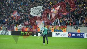 Au fost mai mulți fani decât locuri la Steaua - Chelsea!** Scrie aici dacă te-ai numărat printre cei care au urmărit meciul în picioare. Cum s-a intrat pe Național Arena: