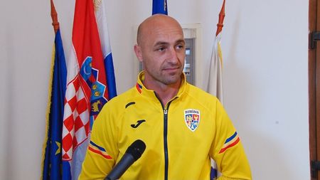 România - Croația s-a jucat într-un sat la marginea Timișoarei. Gabi Mureșan, golgheter între primari