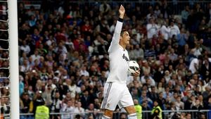 Ronaldo s-a dat din nou în spectacol!** VIDEO "Cristiano e o 'Barbie'"! Gestul prin care lusitanul și-a atras furia fanilor