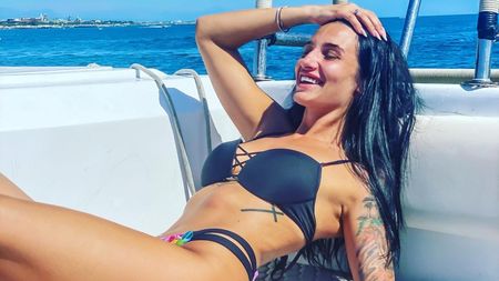 Cum s-a schimbat viața gimnastei devenită manichiuristă, după ce a ajuns în atenția presei | GALERIE FOTO