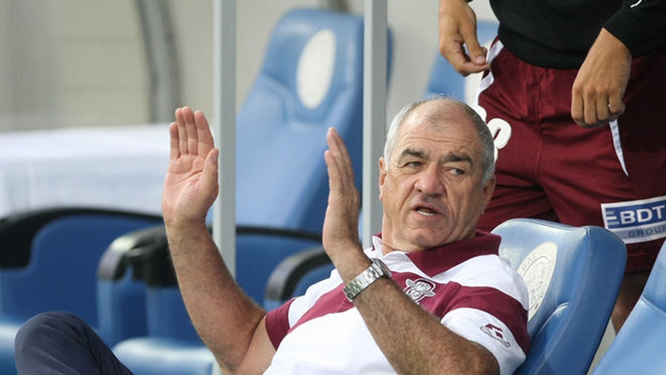 Viorel Hizo și-a reziliat astăzi contractul** cu Rapid