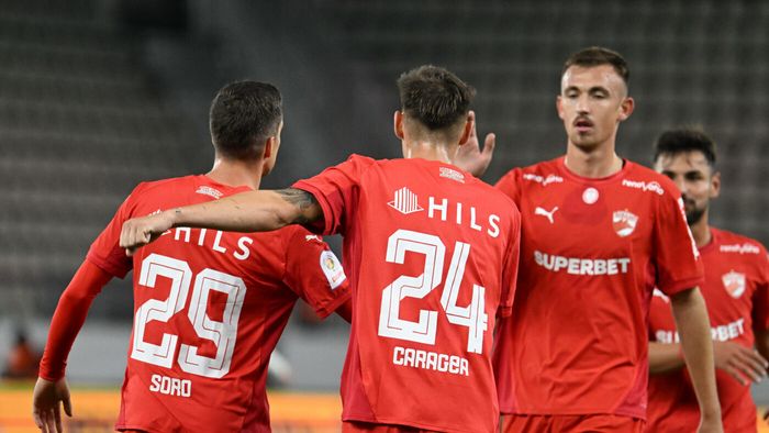 CS Dinamo - FC Dinamo 1-3, în Cupa României. Echipa lui Kopic se impune lejer în „meciul frăției”, însă îl pierde pe Sivis!
