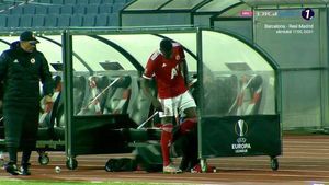 Younousse Sankhare, criză de nervi la Sofia! Vedeta lui ȚSKA, gesturi violente chiar înaintea golului lui Deac | FOTO