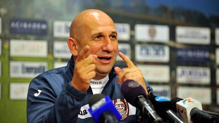 "Am urcat pe locul trei, țin să-mi felicit jucătorii". Miriuță se uită la vârful clasamentului după victoria de la Giurgiu și trage concluziile: "Dacă Steaua bate Viitorul..."