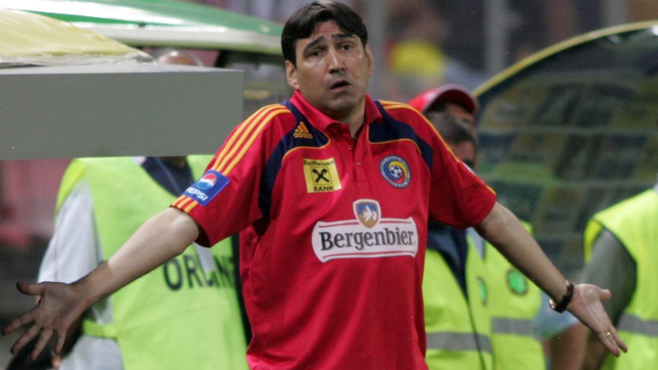 Victor Pițurcă: "Nu-mi spune nimic Toja"