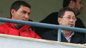 "Din cauza lui Borcea** m-am lăsat de antrenorat"! Mă suna și-mi zicea:'Bagă-l p-ăla, scoate-l p-ăla!' "