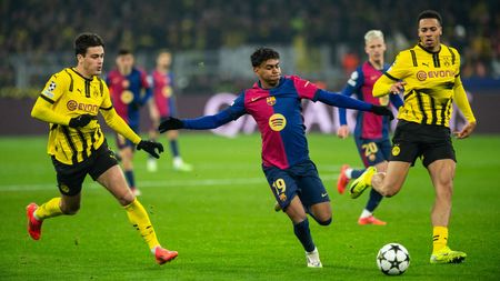 Barcelona - Borussia Dortmund 4-0 și PSG - Aston Villa 3-1, în sferturile de finală ale Ligii Campionilor. Finalista ediției trecut a fost umilită