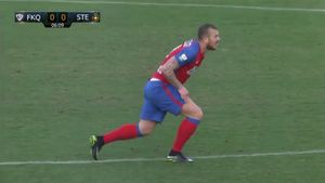 Denis Alibec s-a transformat după venirea la FCSB. Cât a slăbit în Antalya: "Cred că e suficient"