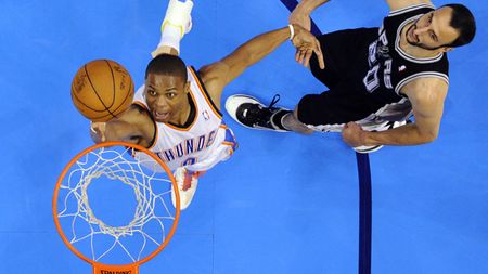 Oklahoma City Thunder, în finala NBA