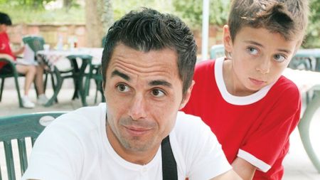 Arthuro s-a săturat de Cecenia: "Petre,  vinde-mă și pe mine!" :)