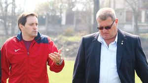 Mureșan a 'descins' în vestiarul CFR-ului!** „Lăsați fițele!"