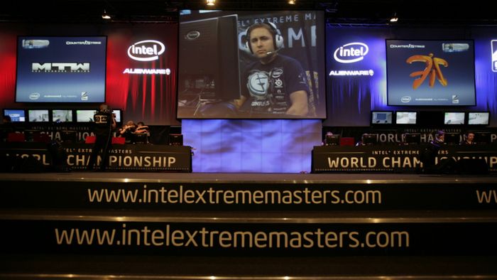 Intel Extreme Masters continua si astazi