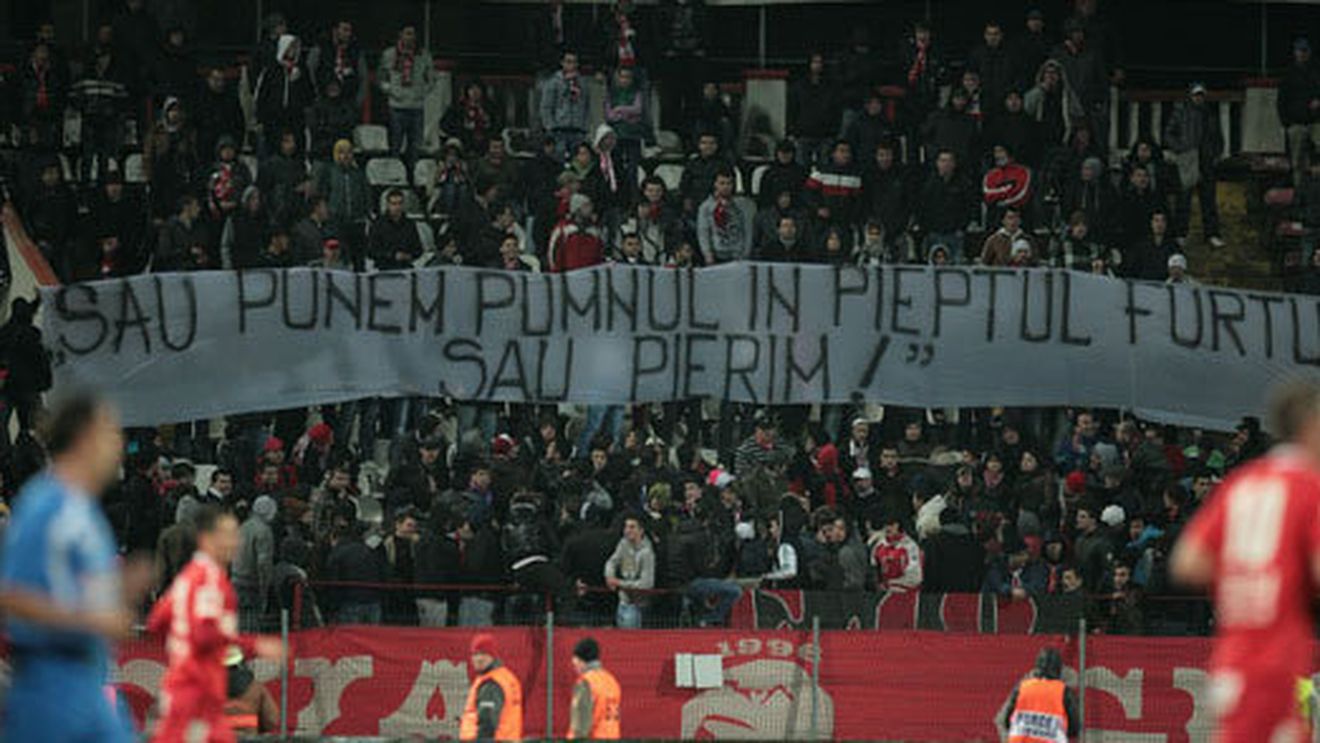 Fanii lui Dinamo cer scoaterea clubului din sfera de influență a fraților Becali!** Ce alte doleanțe mai au "câinii"