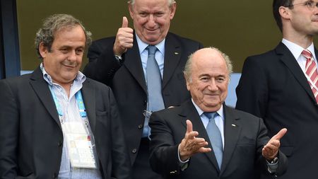 Platini se crede perfect pentru președinția FIFA: "Sunt, cu toată modestia, cel mai în măsură să conduc fotbalul mondial. Dar vor să mă împiedice să candidez"
