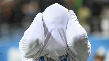 Probleme mari pentru fotbalistul lui Dinamo: tatăl și bunica lui, arestați