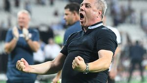 Marius Șumudică, anunț misterios după ce a aflat că turcii de la Gaziantep vor să-l pună pe Costel Gălcă în locul lui. „Așa cum pot pleca eu, și ei mă pot da afară”