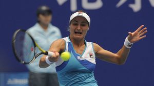 Monica Niculescu s-a calificat în finală la Florianopolis unde va întâlni învingătoarea dintre Venus Williams și Olga Puchkova
