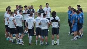 Mangia, înaintea unui nou meci cu trofeul pe masă: Supercupa. "CFR e mai puternică decât anul trecut, a mai adus jucători foarte buni. Noi avem o echipă bună"