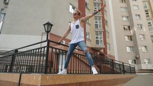 (P) Cum să-ți alegi cei mai în trend pantofi sport?