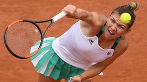 Roland Garros LIVE BLOG | S1MONA, față în față cu istoria! Halep - Ostapenko e marea finală de la Roland Garros, sâmbătă de la ora 16:00. Simona a ajuns la o victorie distanță de primul trofeu de Mare Șlem și numărul 1 mondial. Așa am trăit semifinala cu Pliskova