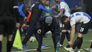 TAS, marea speranță. CFR rămâne cu un punct în 2015, după 1-2 cu Viitorul