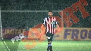 "Șepcile roșii", campionii bătăilor