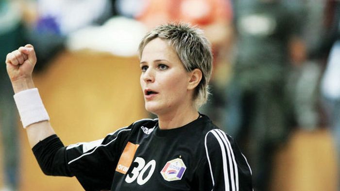 Portarul Paula Ungureanu a semnat un nou contract cu Oltchim