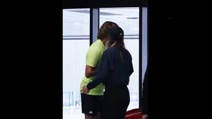 „Sărutul norocului” dintre starul ATP şi vedeta WTA n-a avut succes: jucătorul a pierdut la Madrid