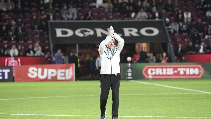 Marius Șumudică a făcut scandal după CFR - U Cluj 1-3: „Ne îmbătăm cu apă rece!”